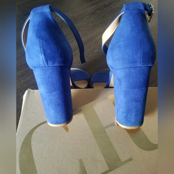 Charlotte Russe Royal Blue Chunky Heels Size 10 - Picture 3 of 5